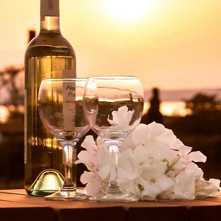 فندق مبيت وإفطار Troxalos Near The Beach *